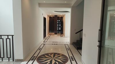 Living Room Image of 5500 Sq.ft 6 BHK Independent House for rent in New Friends Colony New Delhi for Rs. 700000