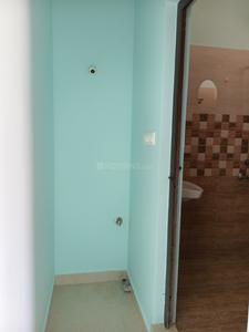 Bathroom Image of 550 Sq.ft 1 BHK Builder Floor for rent in Doddanekundi Bengaluru for Rs. 19000