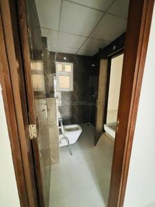 Bathroom Image of 1050 Sq.ft 2 BHK Apartment / Flat for rent in ACE Divino, Noida Extension Greater Noida for Rs. 22000