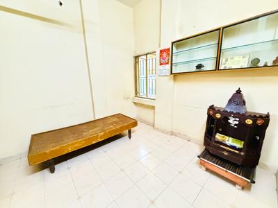 Hall Image of 1250 Sq.ft 1.5 BHK Apartment / Flat for rent in Satellite Ahmedabad for Rs. 20000