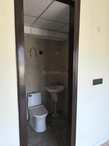 Bathroom Image of 2600 Sq.ft 4 BHK Apartment / Flat for rent in Sikka Kimaya Greens, Sahastradhara Road Dehradun for Rs. 45000