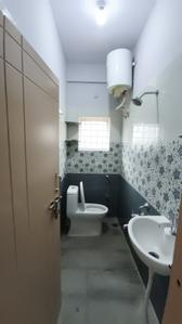 Bathroom Image of 899 Sq.ft 1 BHK Builder Floor for rent in Mahadevapura Bengaluru for Rs. 25499