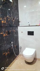 Bathroom Image of 1000 Sq.ft 3 BHK Independent House for rent in Tilpata Karanwas Greater Noida for Rs. 20000