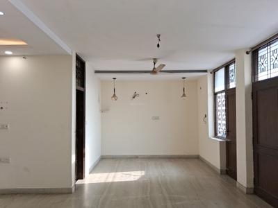 Living Room Image of 2250 Sq.ft 4 BHK Builder Floor for sale in Paschim Vihar New Delhi for Rs. 35000000