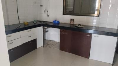 Kitchen Image of 1300 Sq.ft 2 BHK Apartment / Flat for rent in Wakad Pune for Rs. 27000
