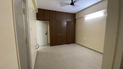 Bedroom Image of 1350 Sq.ft 2 BHK Apartment / Flat for rent in Murugeshpalya Bengaluru for Rs. 42000