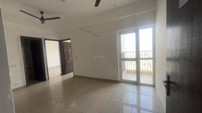 Living Room Image of 1075 Sq.ft 2 BHK Apartment / Flat for rent in Panchsheel Greens, Noida Extension Greater Noida for Rs. 19000