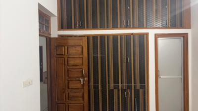Bedroom Image of 1000 Sq.ft 2 BHK Builder Floor for rent in Gomti Nagar Lucknow for Rs. 13000