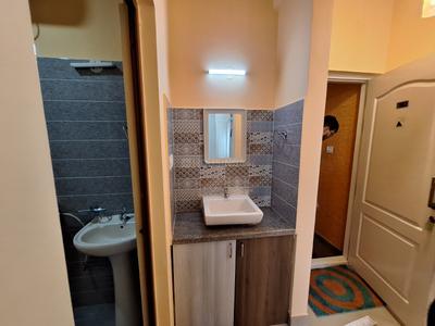 Bathroom Image of 750 Sq.ft 1 BHK Builder Floor for rent in Hulimavu Bengaluru for Rs. 18000