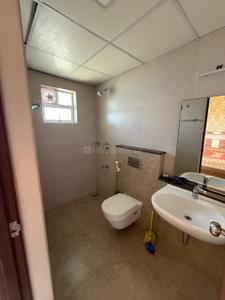 Bathroom Image of 1300 Sq.ft 3 BHK Apartment / Flat for sale in ABAD West Wood, Chullickal Kochi for Rs. 13000000