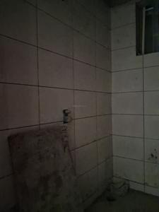 Common Bathroom Image of 980 Sq.ft 2 BHK Apartment / Flat for sale in Skyline Dev Infra by Skyline Homes, Sector 104 Noida for Rs. 4500000