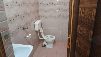 Bathroom Image of 500 Sq.ft 2 BHK Independent House for rent in Bansdroni Kolkata for Rs. 12000