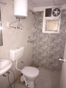 Bathroom Image of 850 Sq.ft 2 BHK Apartment / Flat for sale in Signature Global The Millennia I, Sector 37D Gurgaon for Rs. 7200000