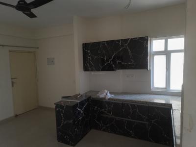 Kitchen Image of 800 Sq.ft 3 BHK Apartment / Flat for sale in GLS Arawali Homes 2, Sector 4 Sohna for Rs. 6500000