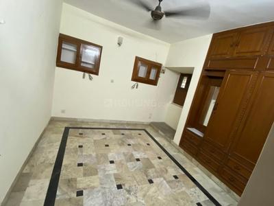 Bedroom Image of 1500 Sq.ft 3 BHK Apartment / Flat for sale in DDA Flats Sarita Vihar, Sarita Vihar New Delhi for Rs. 26000000