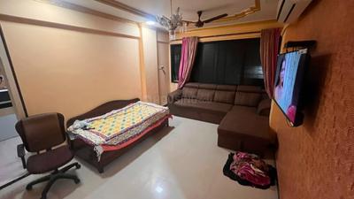 Living Room Image of 550 Sq.ft 1 BHK Apartment / Flat for sale in Thane West Thane for Rs. 7500000