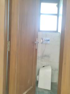 Common Bathroom Image of 3500 Sq.ft 4 BHK Builder Floor for sale in Green Field Colony Faridabad for Rs. 29000000
