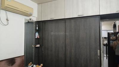 Bedroom Image of 1100 Sq.ft 2 BHK Apartment / Flat for rent in Lunkad Goldcoast, Viman Nagar Pune for Rs. 50000