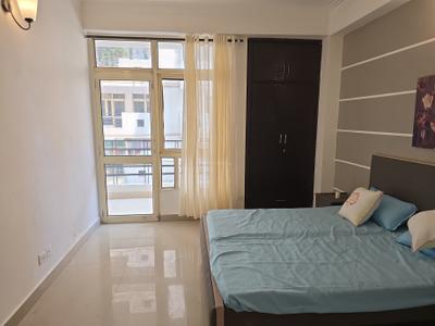 Bedroom Image of 1260 Sq.ft 2 BHK Apartment / Flat for sale in Bulland Heights, Crossings Republik Ghaziabad for Rs. 7800000