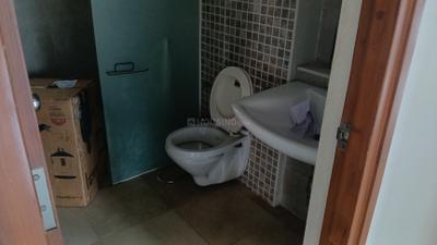 Image of 1400 Sq.ft 2 BHK Apartment / Flat for rent in Amanora Aspire Towers, Hadapsar, Pune for Rs. 50000