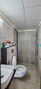 Bathroom Image of 495 Sq.ft 1 BHK Apartment / Flat for rent in Siddhi Highland Haven, Thane West Thane for Rs. 29000