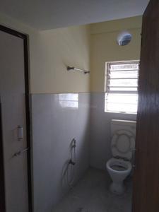 Bathroom Image of 795 Sq.ft 2 BHK Apartment / Flat for rent in Jupiter Airport Residency, Birati Kolkata for Rs. 15500