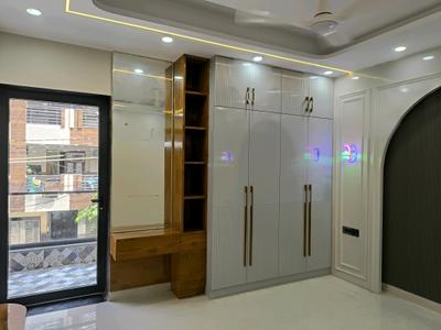 Bedroom Image of 2250 Sq.ft 4 BHK Builder Floor for sale in Vaishali Ghaziabad for Rs. 35000000