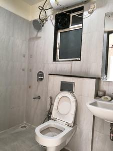 Common Bathroom Image of 1100 Sq.ft 3 BHK Apartment / Flat for sale in Shaunak Krishna Bhuvan CHS, Dadar East Mumbai for Rs. 55000000