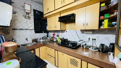 Kitchen Image of 1100 Sq.ft 3 BHK Apartment / Flat for sale in Krishna Apartment, Paschim Vihar New Delhi for Rs. 12100000