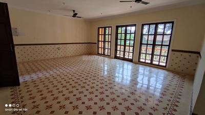 Hall Image of 1700 Sq.ft 2 BHK Apartment / Flat for rent in Panjim Goa for Rs. 80000