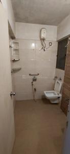 Bathroom Image of 1100 Sq.ft 3 BHK Apartment / Flat for rent in Santacruz East Mumbai for Rs. 130000