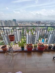 Balcony Image of 1100 Sq.ft 2 BHK Apartment / Flat for sale in Amanora Neo Towers, Hadapsar Pune for Rs. 16500000
