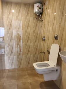 Bedroom Two Image of 700 Sq.ft 2 BHK Apartment / Flat for sale in Lodha Amara, Thane West Thane for Rs. 12700000