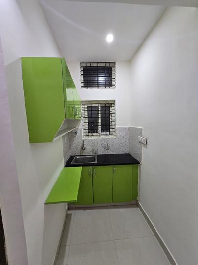 White perl Kitchen 1