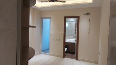 Bedroom Image of 1450 Sq.ft 3 BHK Builder Floor for sale in Chittaranjan Park New Delhi for Rs. 47500000
