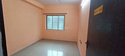 Image of 1136 Sq.ft 3 BHK Apartment / Flat for sale in Chinar Park, Kolkata for Rs. 6100000