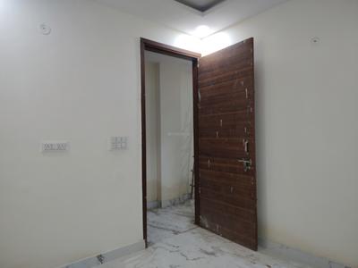 Bedroom Image of 1000 Sq.ft 3 BHK Apartment / Flat for sale in Khanpur New Delhi for Rs. 5500000