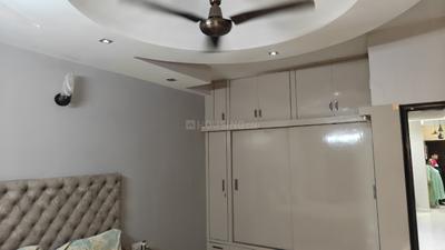 Bedroom Image of 1800 Sq.ft 3 BHK Builder Floor for rent in Gujranwala Town New Delhi for Rs. 57000