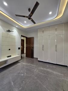 Hall Image of 2500 Sq.ft 4 BHK Builder Floor for rent in Paschim Vihar New Delhi for Rs. 75000