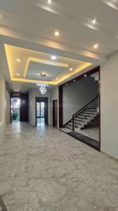 Hall Image of 3000 Sq.ft 4 BHK Independent House for rent in Nipania Indore for Rs. 80000