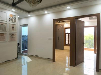 Living Room Image of 1100 Sq.ft 3 BHK Apartment / Flat for sale in Shastri Nagar Ghaziabad for Rs. 6665211