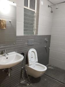 Bathroom Image of 800 Sq.ft 2 BHK Apartment / Flat for sale in Amistad, New Town Kolkata for Rs. 9000000