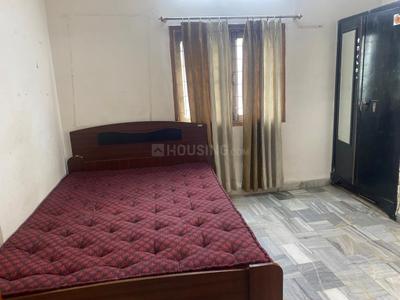 Bedroom Image of 1150 Sq.ft 2 BHK Builder Floor for rent in Saket Nagar Indore for Rs. 30000
