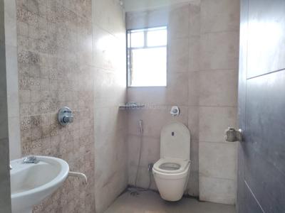 Sairung Green Meadows Bathroom 2