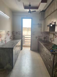Kitchen Image of 1100 Sq.ft 3 BHK Apartment / Flat for rent in Shahdara New Delhi for Rs. 23000