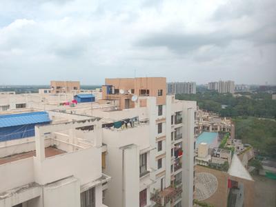 Building Image of 940 Sq.ft 2 BHK Apartment / Flat for sale in DTC Southern Heights, Pailan Kolkata for Rs. 6000000