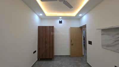 Bedroom Image of 650 Sq.ft 2 BHK Apartment / Flat for rent in Pitampura New Delhi for Rs. 25500