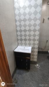 Bathroom Image of 900 Sq.ft 3 BHK Builder Floor for sale in Palam New Delhi for Rs. 8000000