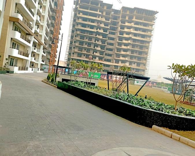 Green Lotus Saksham Main Image 1