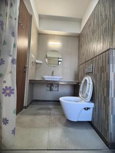 Image of 1500 Sq.ft 3 BHK Apartment / Flat for sale in Shapoorji Pallonji Vicinia, Powai, Mumbai for Rs. 35500000